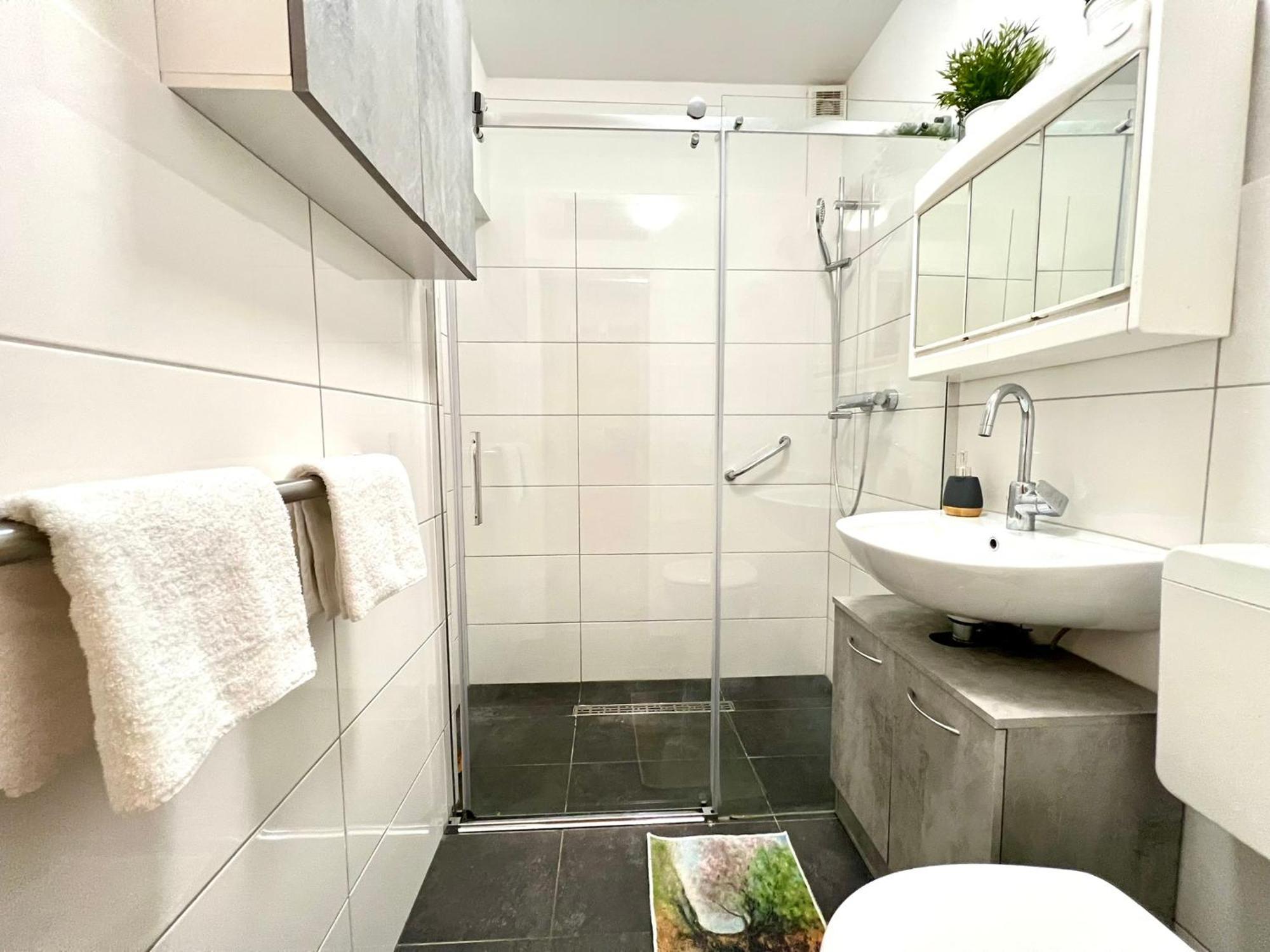 Comfy Apartment Mit Garten In Koeln Exterior foto
